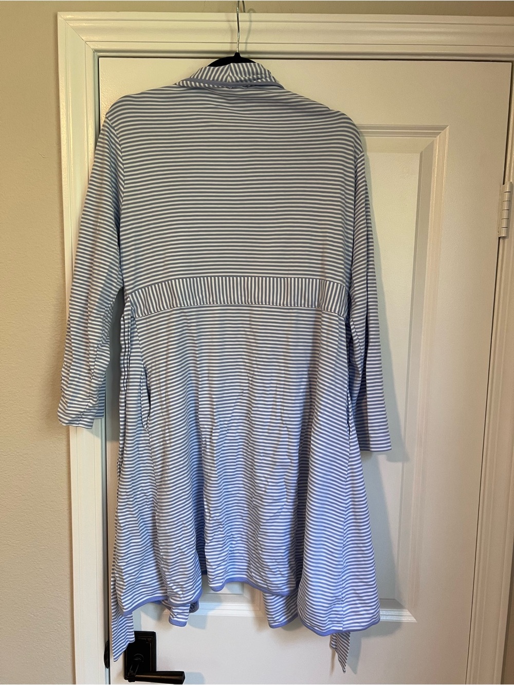 Lake Pajamas Pima Robe in Hydrangea - Picture 4 of 4